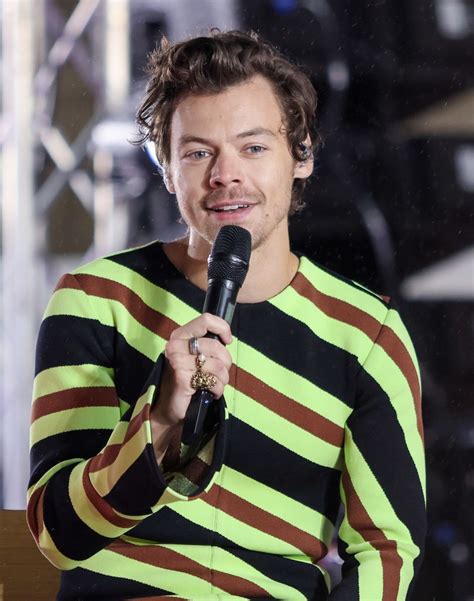 Harry Styles' Love on Tour Konseri: Bir Dönemin En Şahane Müzik Tecrübesi mi?